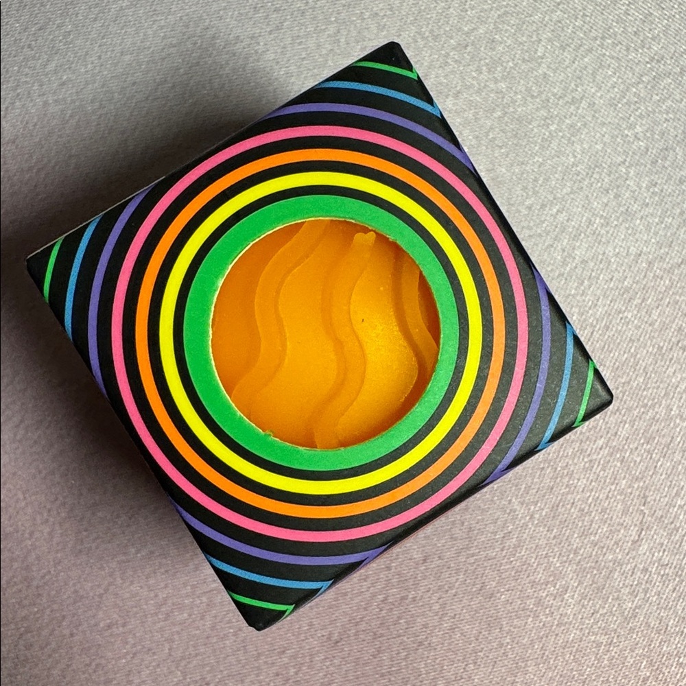 Mini Needoh Orange Ripples Squishy - Picture 2 of 2